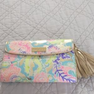Lilly Pulitzer clutch